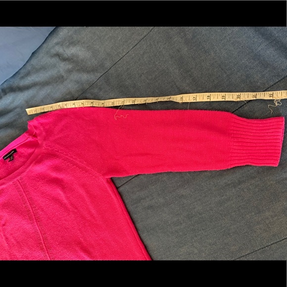 American Eagle Lightweight Sweater - Picture 7 of 11
